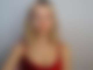 Live cam show with LuciaLittle - Cuckold on Uber Horny