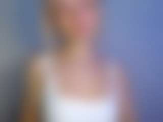 LuciaLittle's Live Sex Cam Show