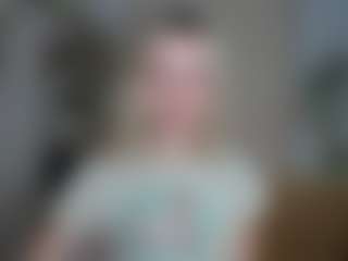 LuciaLittle's Live Sex Cam Show