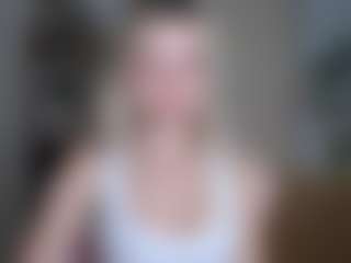 Live cam show with LuciaLittle - Cosplay Blonde Hair on StripNow