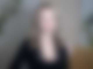 LuciaLittle's Live Sex Cam Show