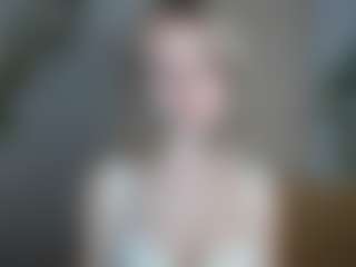 LuciaLittle's Live Sex Cam Show