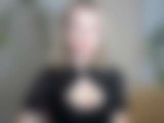 Live cam show with LuciaLittle - Cuckold on Camsoda