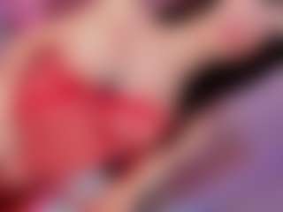 Live cam show with Vanessalombardy - Tease on CamwithHer