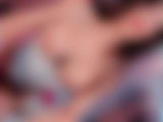 Live cam show with Vanessalombardy - Black Hair on Fling VIP Chat