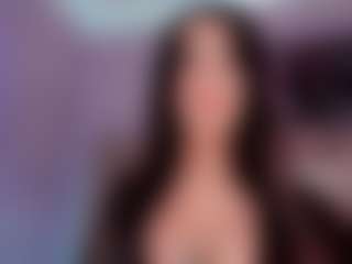 Live cam show with Vanessalombardy - Teen (18+) on Camsoda