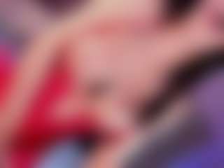 Live cam show with Vanessalombardy - Teen (18+) on Camsoda