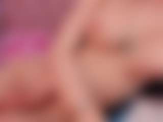 Vanessalombardy's Live Sex Cam Show