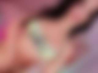 Live cam show with Vanessalombardy - Latina on Uber Horny | colombia