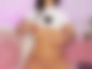 Live cam show with Mia-sweett - Average on Gym Cam Girls