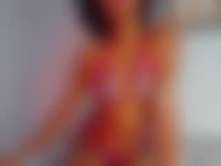 Live cam show with Lucia - Ebony Petite on Camsoda Late Night