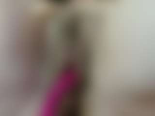 Live cam show with Lola4u - Hairy Pussy on Dolls Live