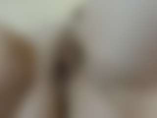 Lola4u's Live Sex Cam Show