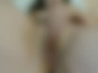Live cam show with Lola4u - Green Eyes on liverealitysex.com