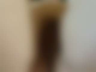Live cam show with Lola4u - Hairy Pussy on sexylivex.com
