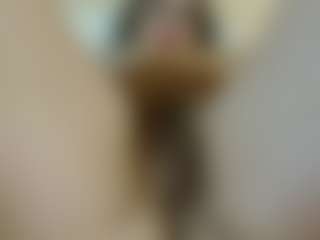 Live cam show with Lola4u - Green Eyes on Camsoda