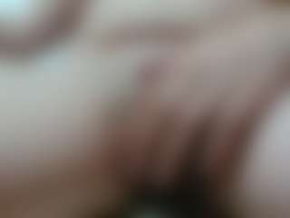Live cam show with Lola4u - Green Eyes on Uber Horny