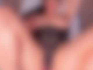 Live cam show with AlejaCute - Smoking on crypto-cams