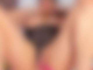Live cam show with AlejaCute - BBW on alttransgirls