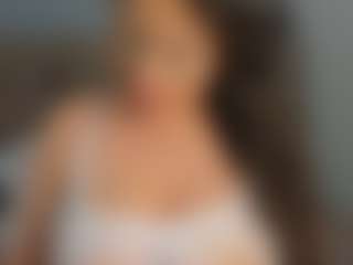 Live cam show with AlejaCute - Hairy Pussy Brown Hair on Camsoda