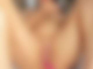 AlejaCute's Live Sex Cam Show