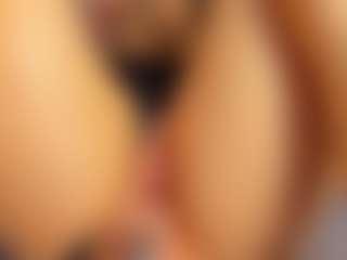AlejaCute's Live Sex Cam Show