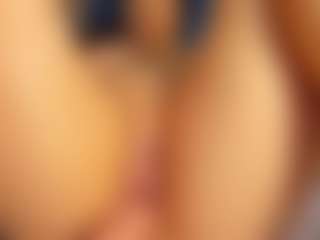 AlejaCute's Live Sex Cam Show