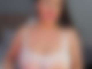 Live cam show with AlejaCute - Latina on Camversity | colombia