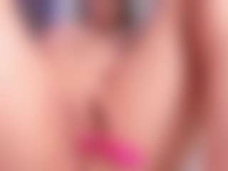 Live cam show with AlejaCute - Brown Hair on boobsie.com