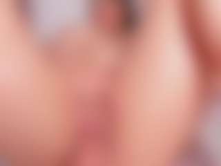 Live cam show with AlejaCute - Hairy Pussy on Hubzter Live