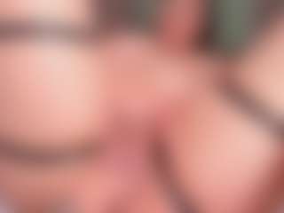 AlejaCute's Live Sex Cam Show