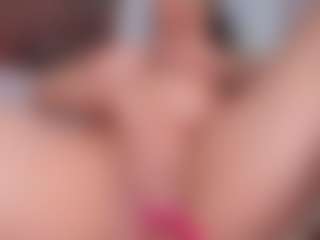 Live cam show with AlejaCute - Delicious on sexylive.show