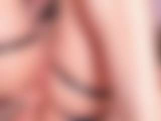 Live cam show with AlejaCute - BBW on CamClone