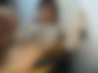 Live cam show with golden1temptation - Amateur on TeamSkeetLive
