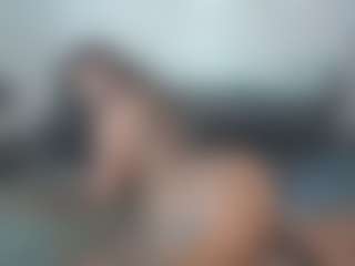 Carmen Savage MILF webcam performer live streaming
