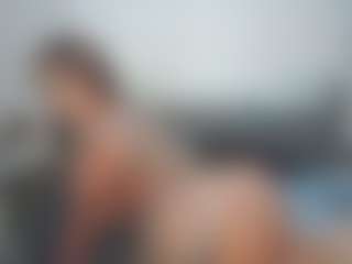 Live cam show with Carmen Savage - Cum Mature on liverealitysex.com