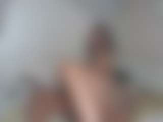 Live cam show with Carmen Savage - Bedroom on StripNow