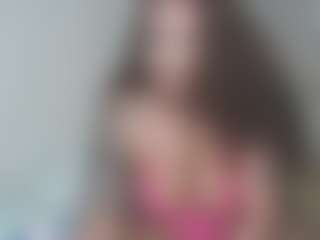 Transmissão ao vivo de Carmen Savage, modelo de webcam MILF