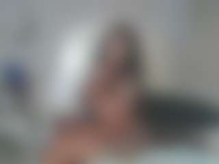 Live cam show with Carmen Savage - Drinking on eurowanks.com