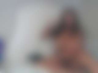 Live cam show with Carmen Savage - Lush Lovense on CamwithHer