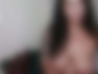 Carmen Savage MILF webcam performer live streaming