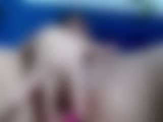 cherry-lov3's Live Sex Cam Show
