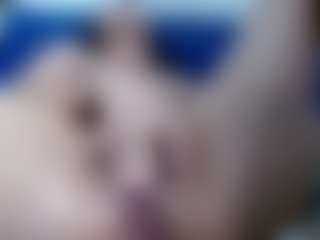 cherry-lov3's Live Sex Cam Show