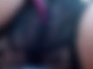 cherry-lov3's Live Sex Cam Show