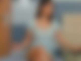 Live cam show with KieraThomas - Small Tits on Dare Cams