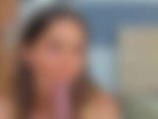 KieraThomas MILF webcam performer live streaming