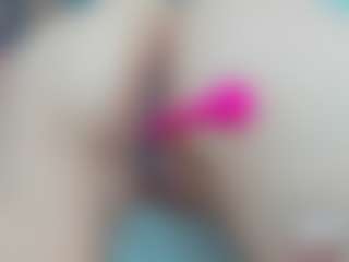 KieraThomas's Live Sex Cam Show