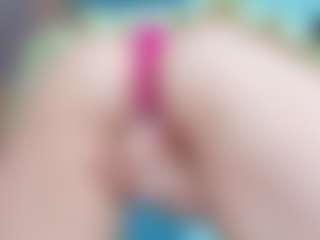 KieraThomas's Live Sex Cam Show