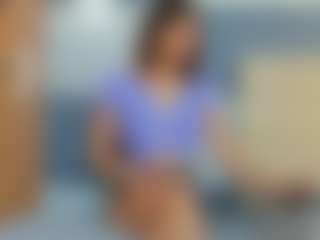 Live cam show with KieraThomas - Average on Camsoda