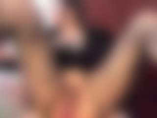 Rapunzelll MILF webcam performer live streaming